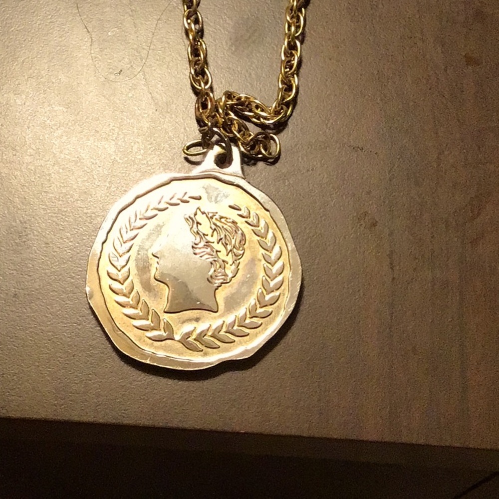 Vintage gold necklace